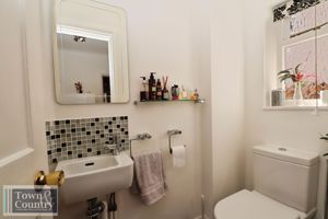 ALBERT ROAD- click for photo gallery